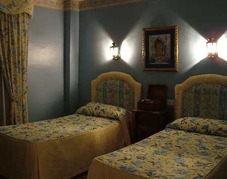 Don Javier 3* ロンダ